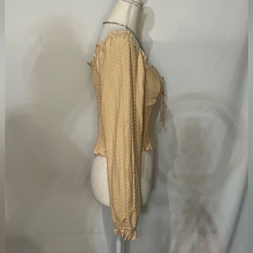 Blouses/flannels/button downs-2 for $20 or 3 for $30 (Mix & Match)